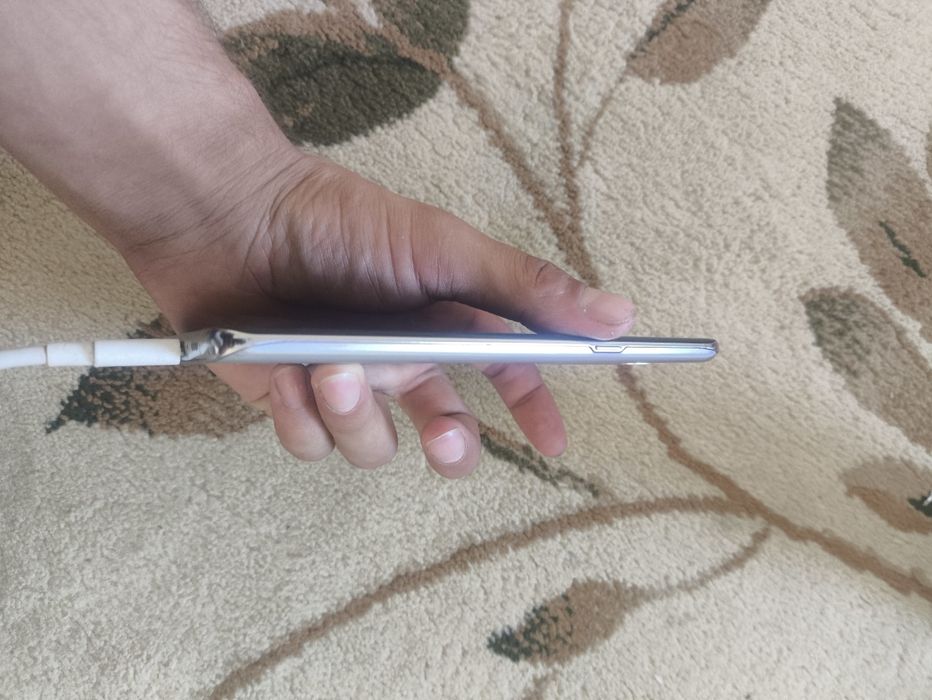 Samsung S10 5G kafolati bilan