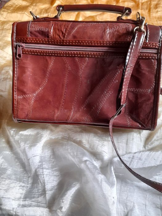 Poseta dama, de piele naturala maro Marc Chantal, toarta si curea umar