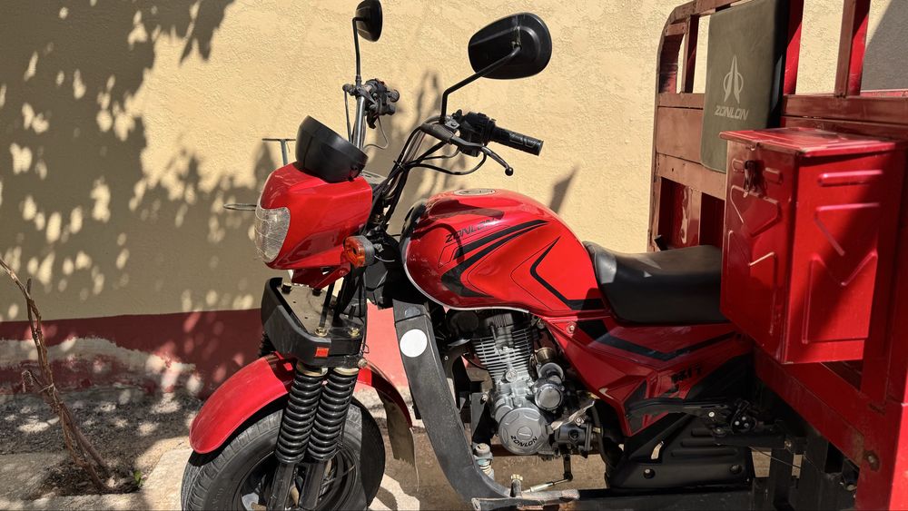 Zonlon Star yuk tashuvchi motosikl