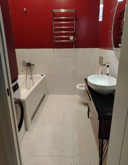 Срочна Продается квартира НГР ЖОМИЙ