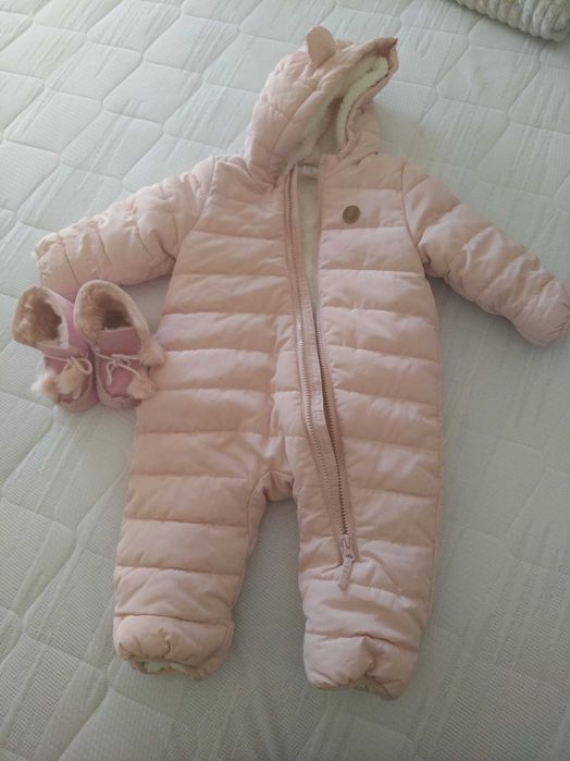 Combinezon de iarna H&M, marime 68, imblanit, in conditii bune