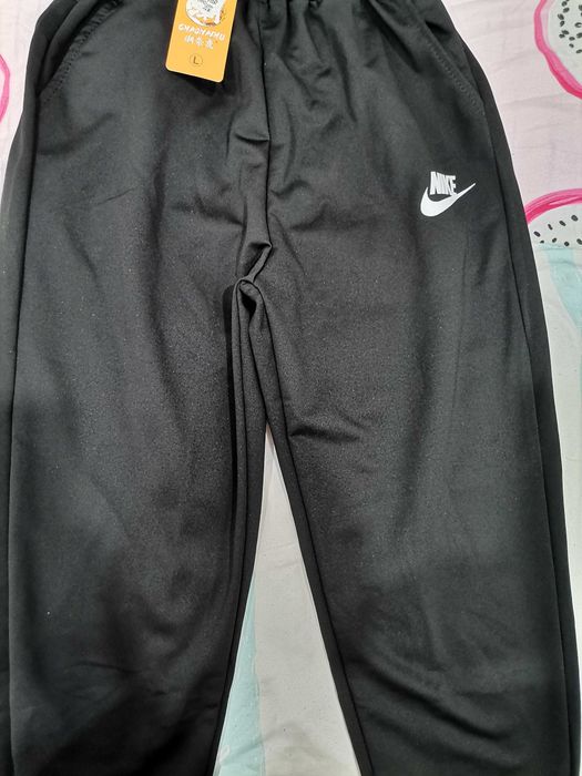 Продам трико спортивное на мальчика