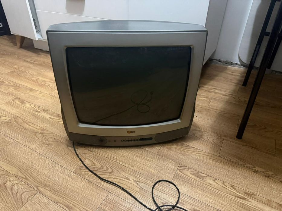 Телевизор рабочий