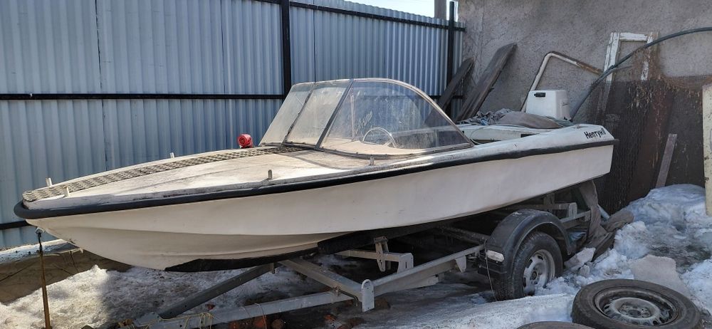 Продам катер нептун 2 , с прицепом