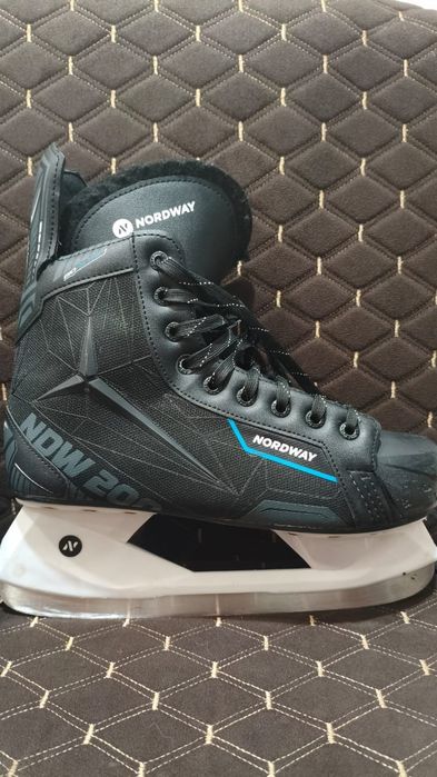 Хоккейные коньки NORDWAY