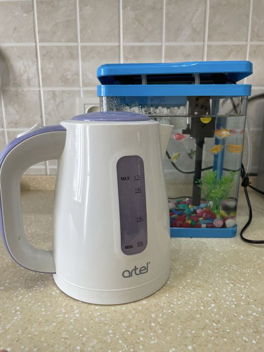 Электрический чайник Артель