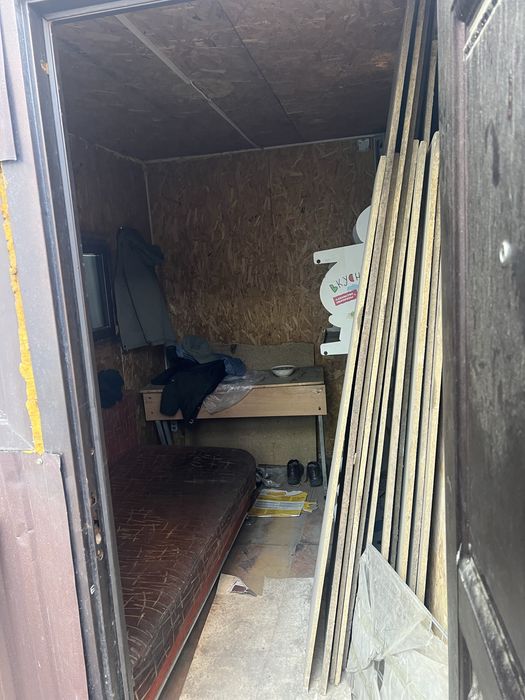 Продам будку , д 3 ш 2 в 3