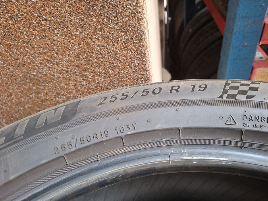 4 anvelope 255/50 R19 Michelin