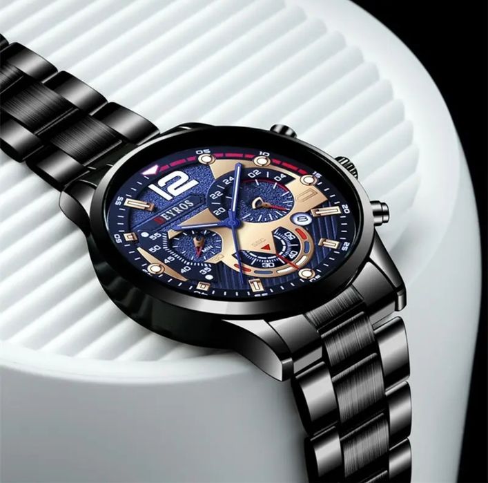 Модные мужские часы