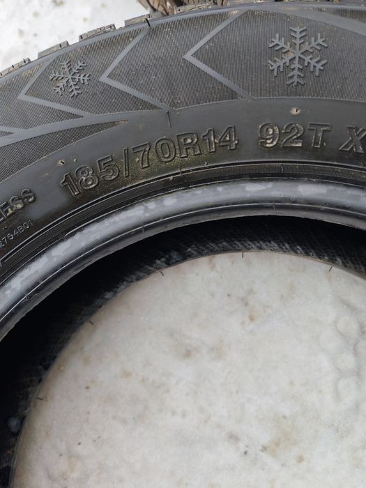 Продам бу шины зимние 185/70/14