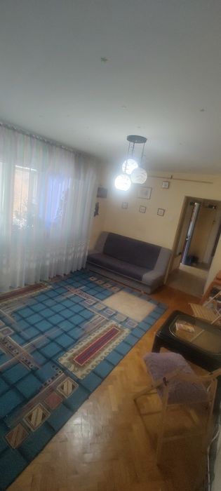 Apartament de închiriat cu 3 camere