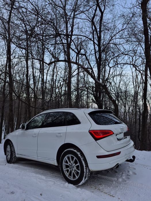 Vând Audi Q5 2013