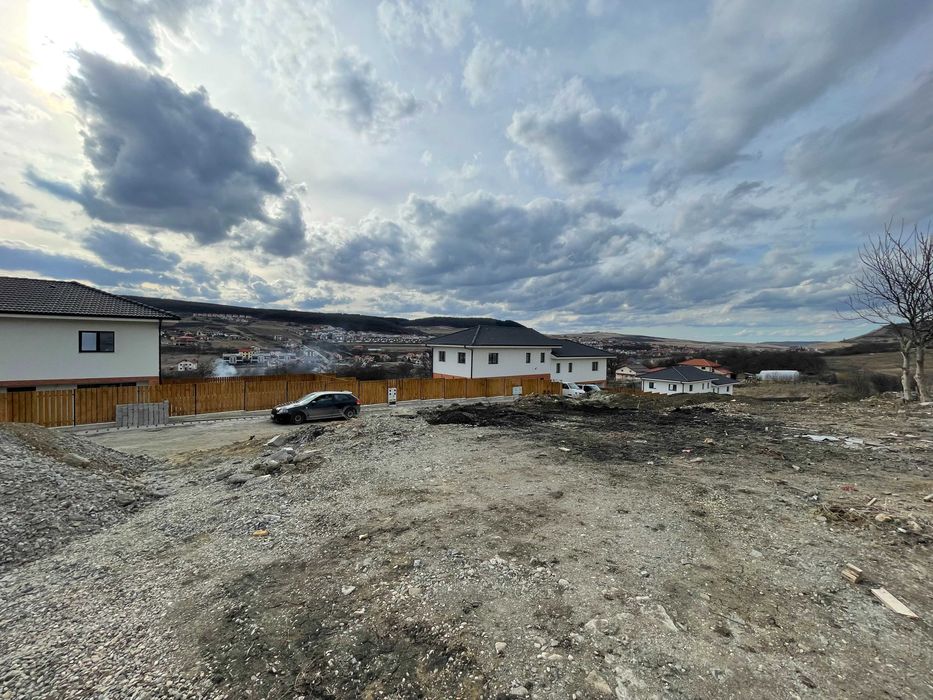 Teren intravilan Chinteni, 561 mp, zona Profi, utilitati
