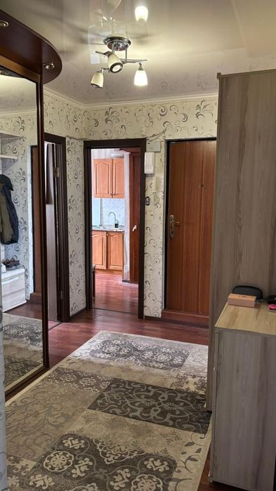 Продам 3х ком квартиру район Байтерек.