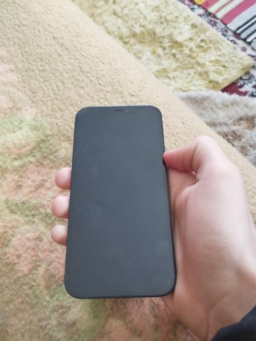 Vand iphone 12 black 64 gb