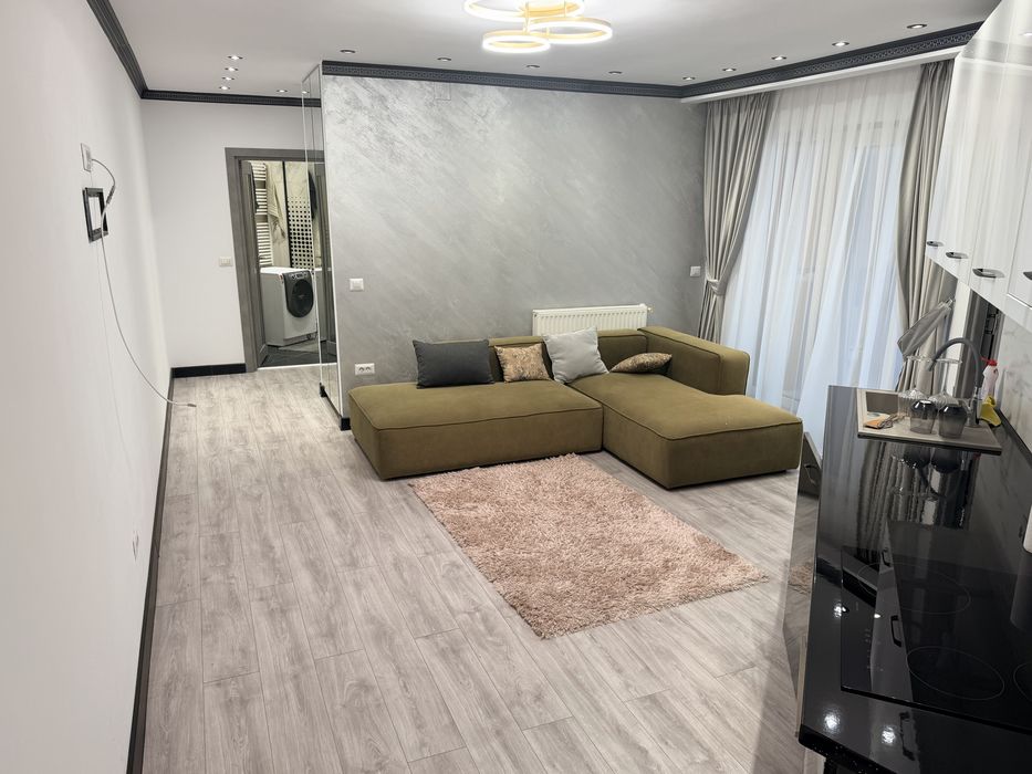 Apartament 3 camere Arena Mall etaj 3 bloc Adama Stefan cel mare