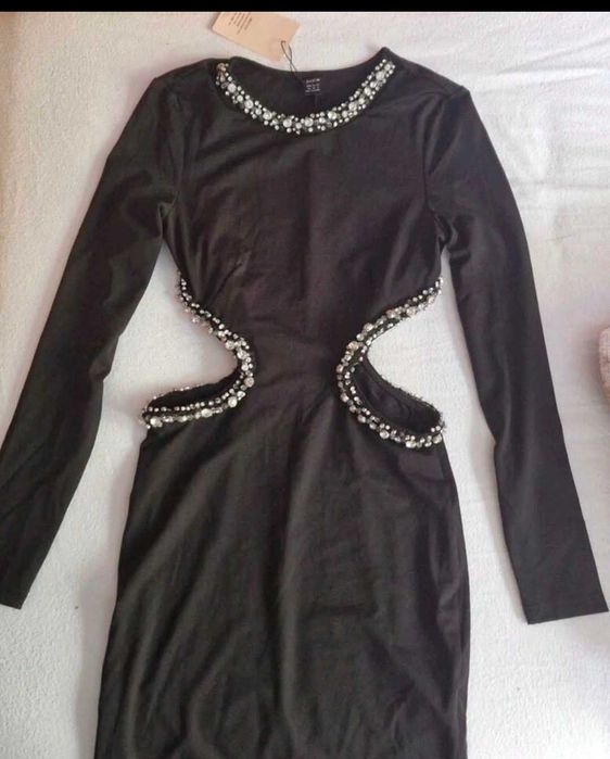 Рокля рр М, нова