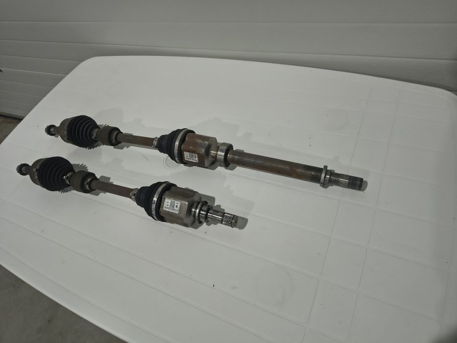 Set Planetare Fata Stanga + Dreapta Originale Renault Arkana / Captur / Clio 1.6 E-Tech Hybrid cod 391009510R, 391015917R