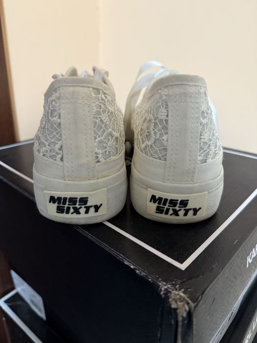 Бели дантелени кецове Miss Sixty