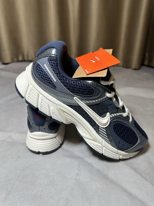 Кроссовки муж NIKE