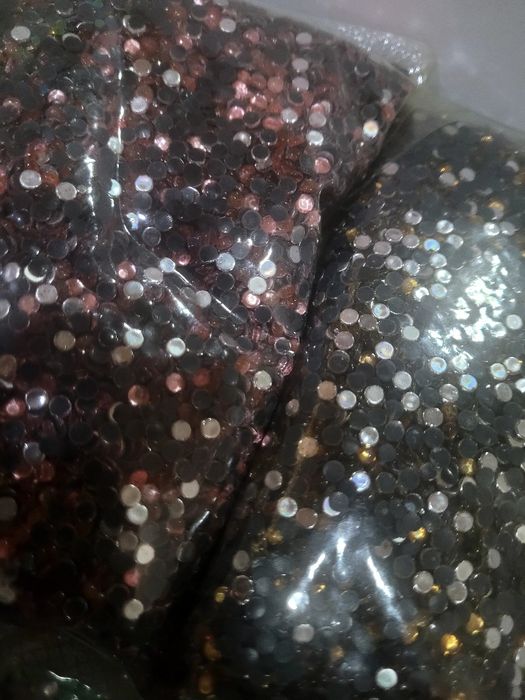 Термо стразы разноцветные