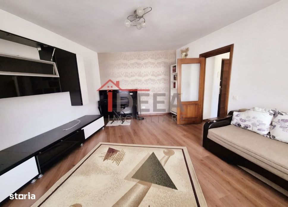 Apartament cu 2 camere, decomandat, etaj 1, zona centrala
