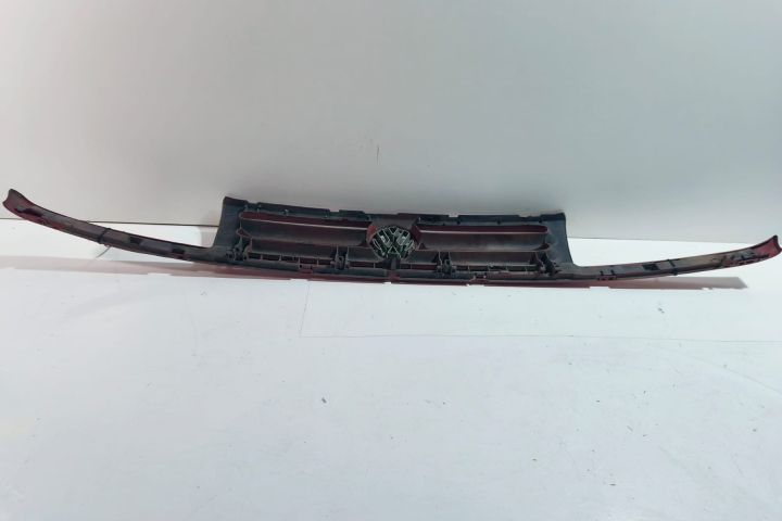 Grila radiator Volkswagen VW Vento prima generatie