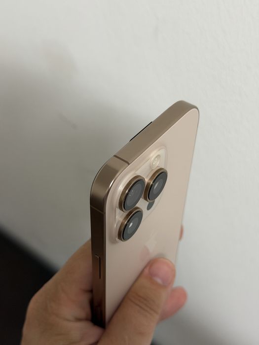 iPhone 16 Pro Desert Titanium 128G