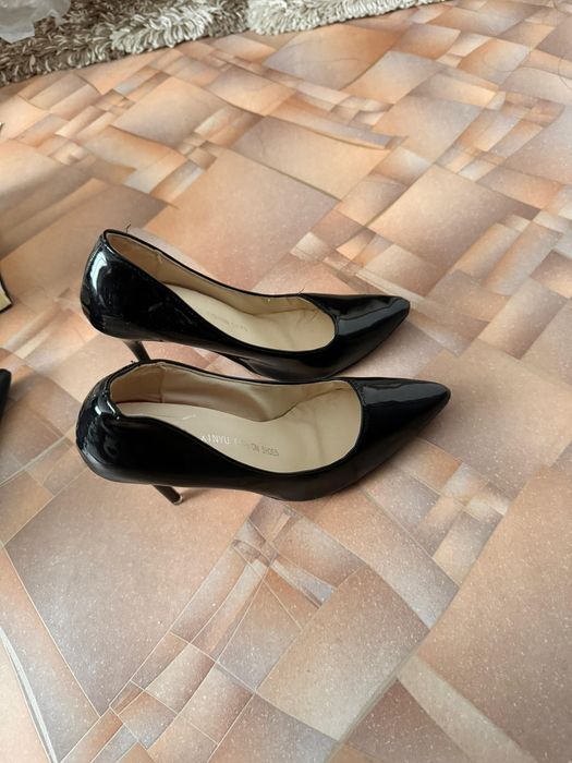 Продам туфли 36 размер