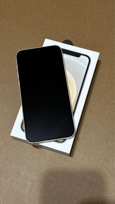 Продам iPhone 12 (128gb)