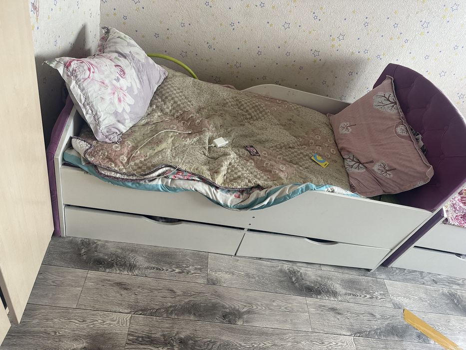 Кровать детская для девочек.