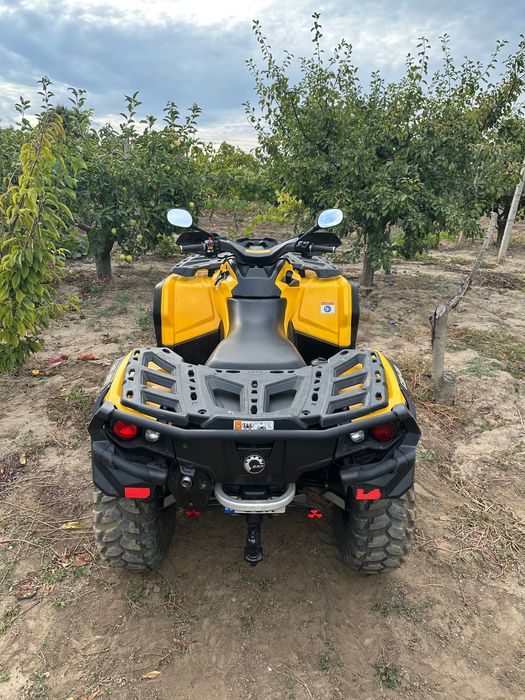 ATV Can am outlander 650cc XT