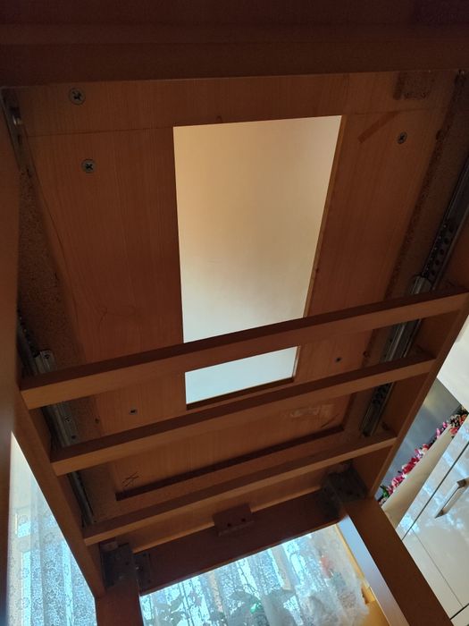 Трапезна маса/Маса за хранене