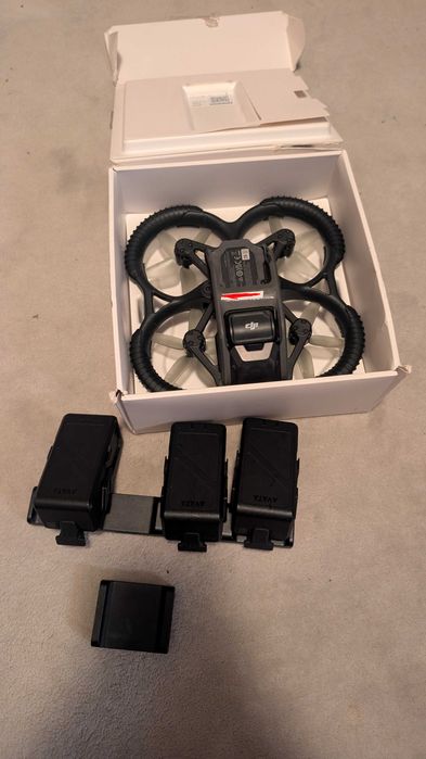 ‼️‼️Doar Drona Avata 1  cu 3 Baterii‼️‼️