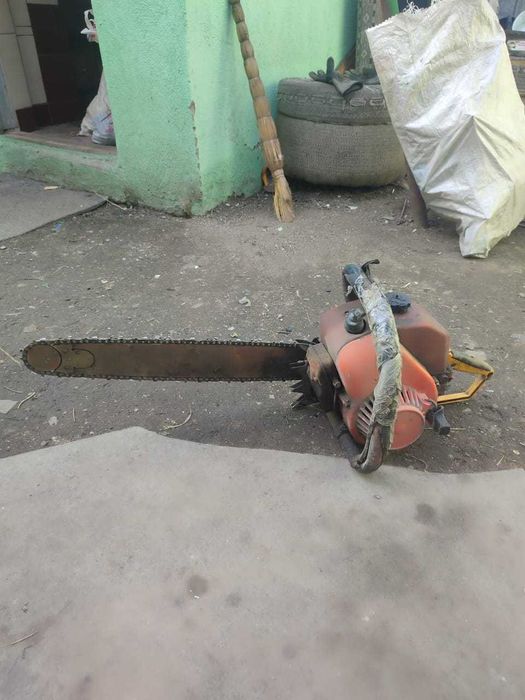 Бензопила мошьная