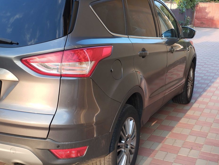 Ford Kuga 2014 Titanium 4WD Powershift