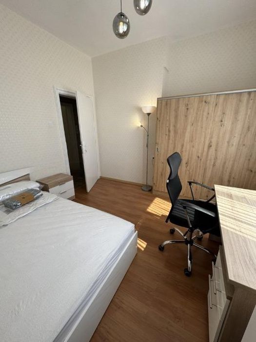 Дава се под наем Четиристаен апартамент в Пловдив, Център - 100 кв.м за 612 € - Снимка #7