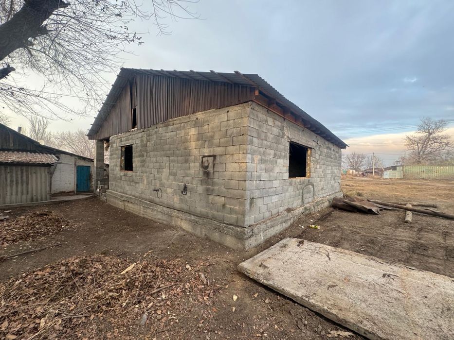 Продам дом на разбор