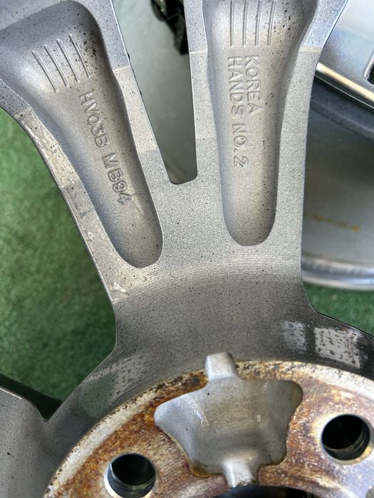 5x114,3 18 оргинални nissan. Mitsubishi honda hundai kia toyota mazda renault