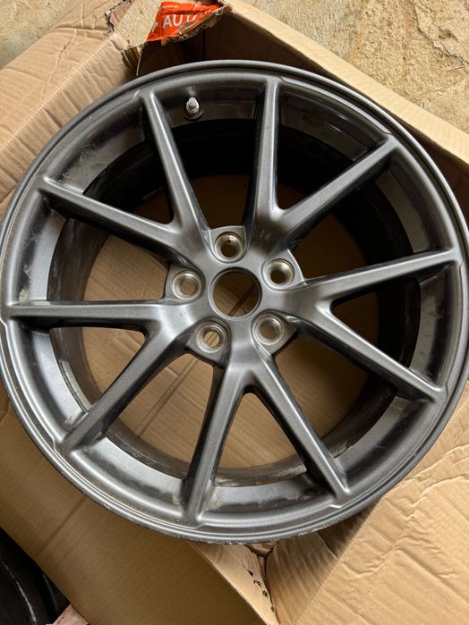 Джанти 5x114,3 18 цола Tesla Model 3
