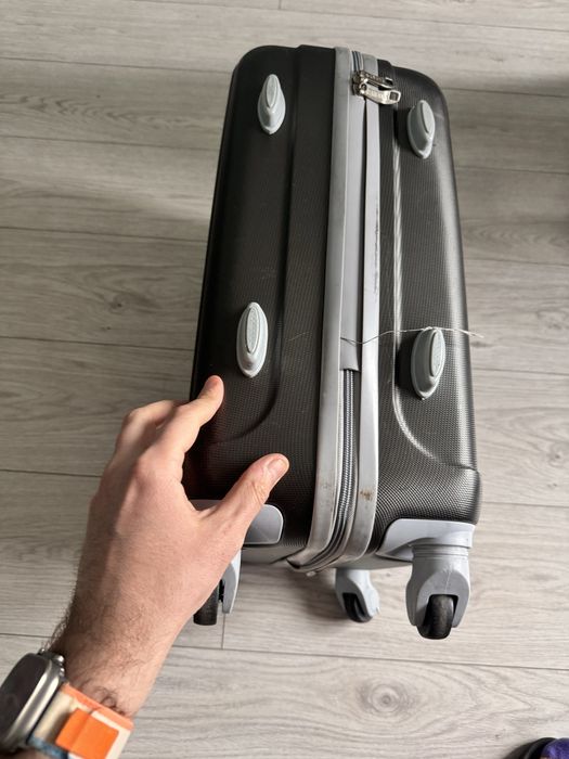 Куфар за кабинен багаж