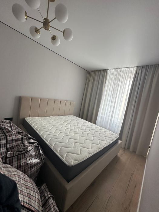 Продам спальный гарнитур