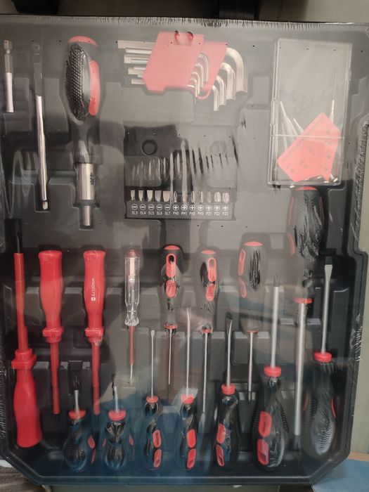 Набор инструментов 187 единиц