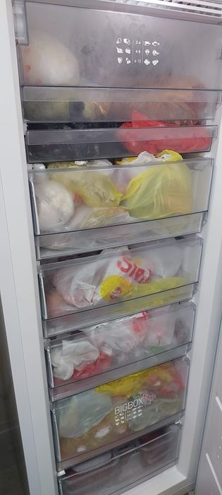 Продам морозилка Атлант