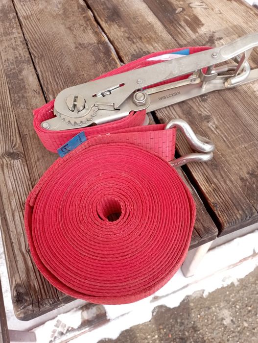 Колани за стягане