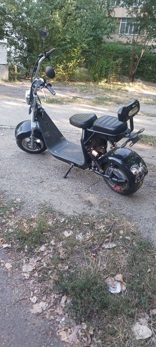 Vând scuter electric