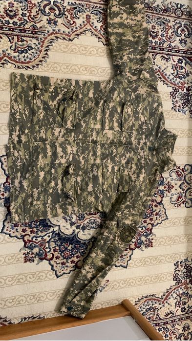 Продам китель цифра