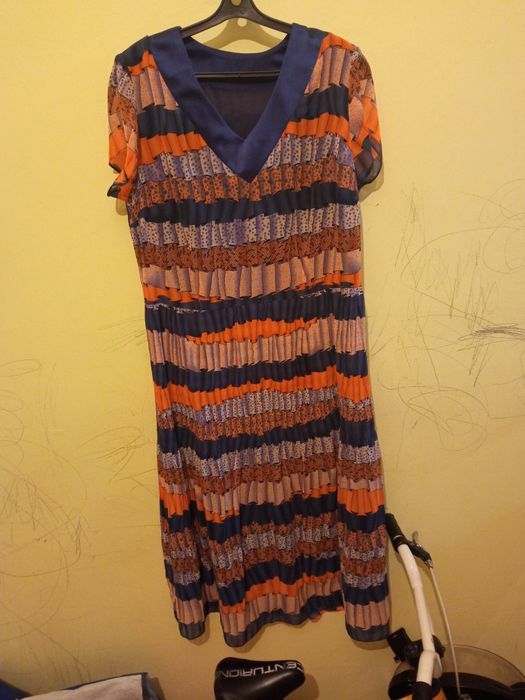 Платье новые и бу