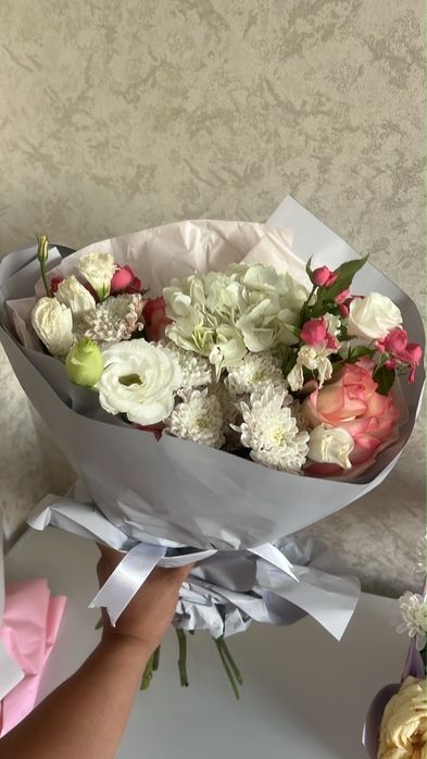 Продам цветы по 7тысяч