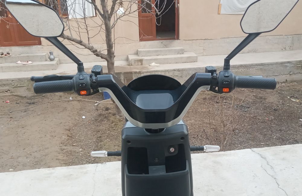 Elektro skuter sotiladi